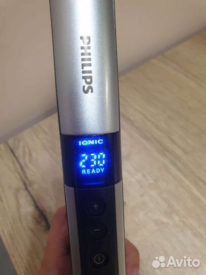 Выпрямитель волос Philips ProCare Keratin HP8361
