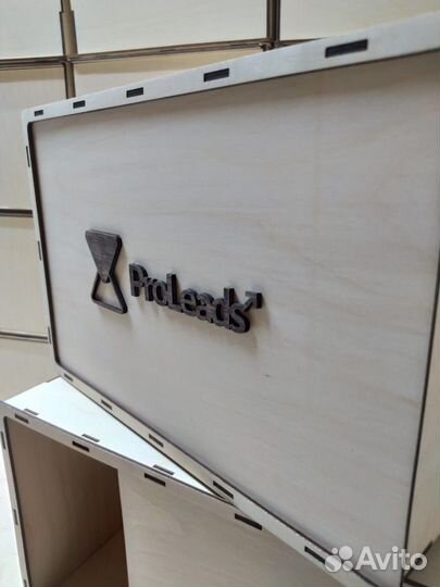 Коробка подарочная деревянная с логотипом