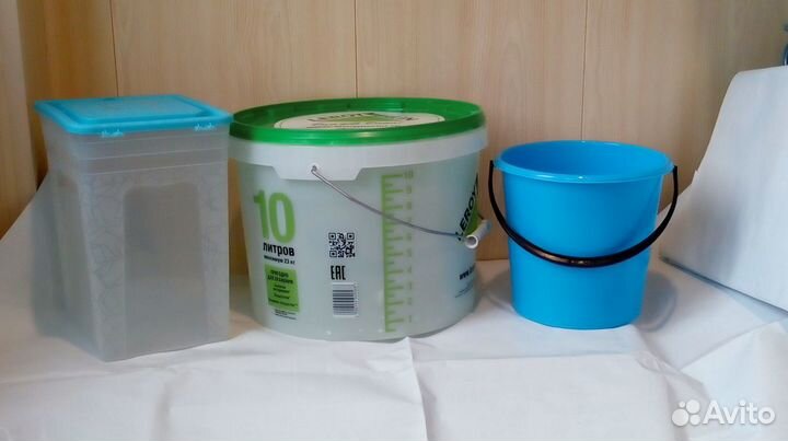 Новые ведра, контейнер