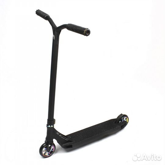 Трюковой самокат Ethic Erawan Neochrome