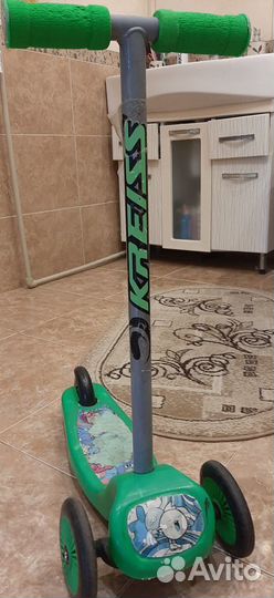 Самокат детский трехколесный