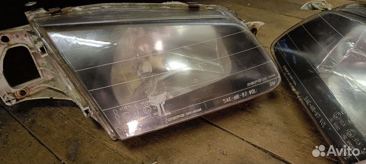 Фары на mazda 323 bj 1998-2000