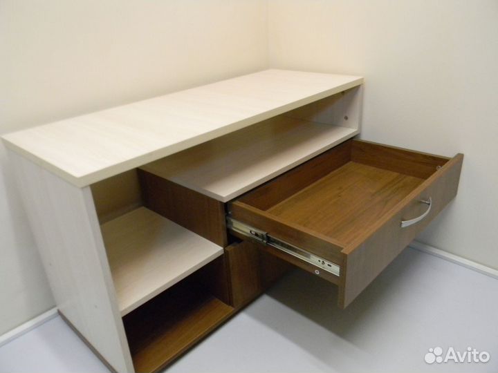 Тумба под телевизор