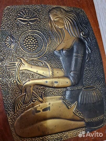 Панно из дерева Чеканка