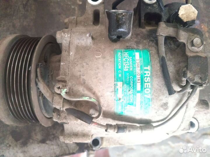 Компрессор кондиционера honda civic 4d