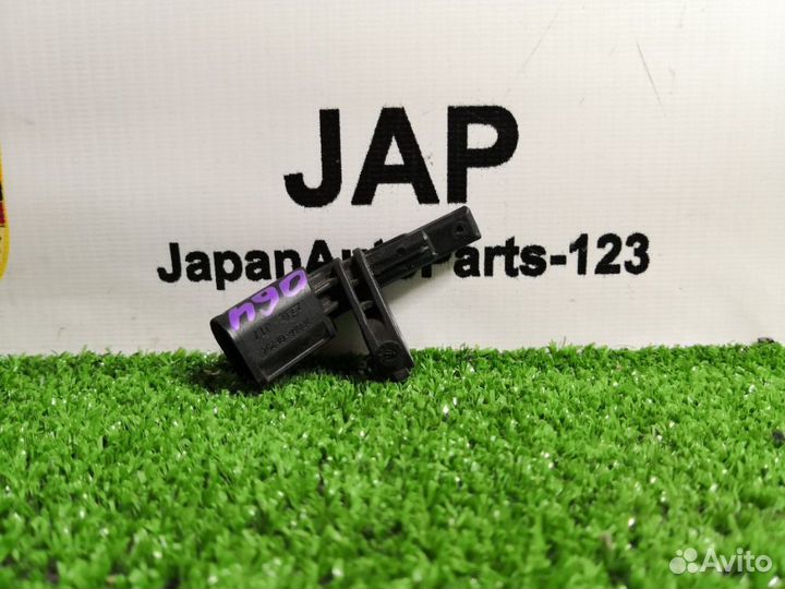 Датчик ABS передний левый Volkswagen Passat 3C 1.4