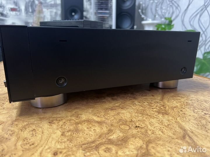 Продам CD проигрыватель sony CDP-990