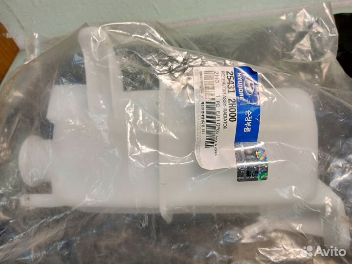 Бачок расширительный Hyundai Elantra HD G4FC 2009