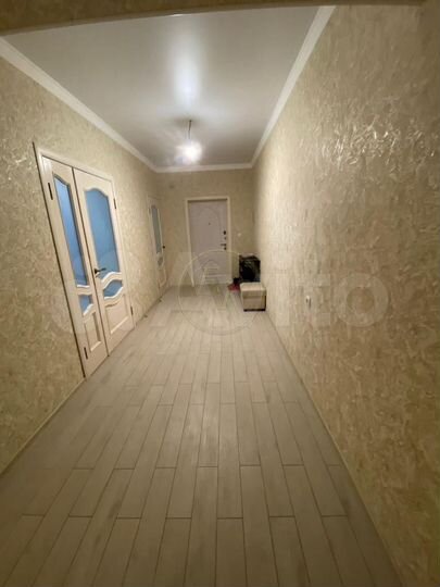 3-к. квартира, 122,6 м², 8/10 эт.