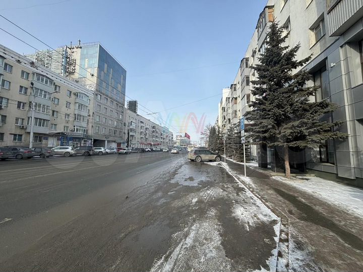 Продажа здания с лифтом 1181м2 в центре ул. Цюрупы