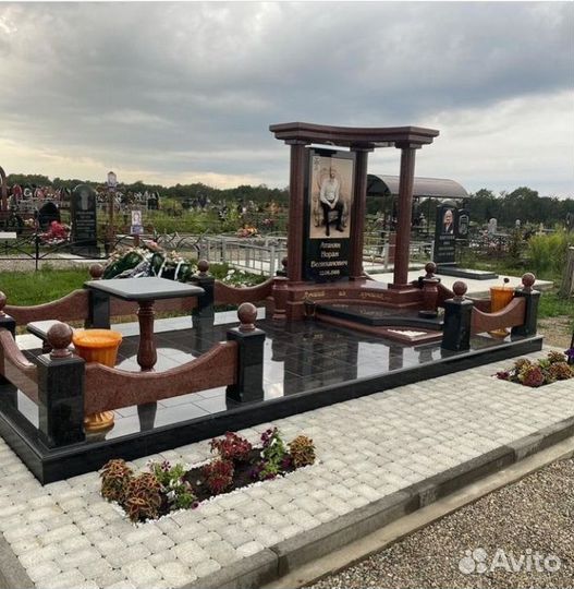 Памятники от производителя