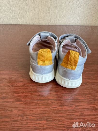 Сандалии ecco 26