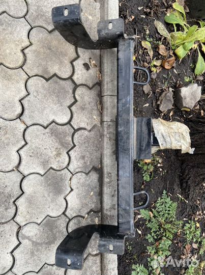 Фаркоп на Dodge Ram передний