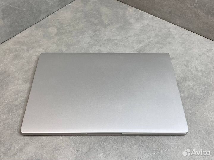 Xiaomi Core i7 8gn/MX250/RAM 8GB/SSD 256GB