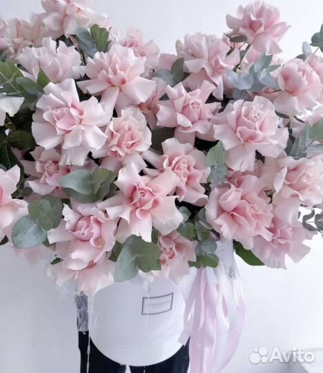 Цветы на 14 февраля французские нежные розы