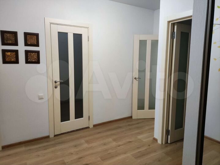 2-к. квартира, 54 м², 3/17 эт.