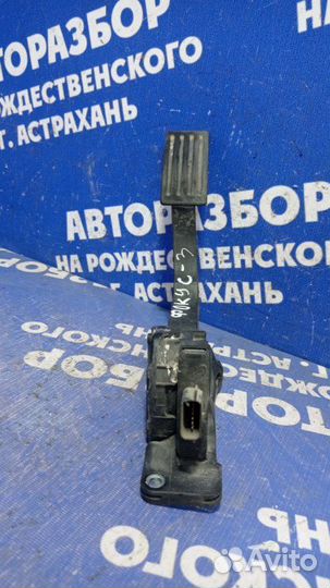 Педаль газа Ford Focus 3 седан iqdb 2013