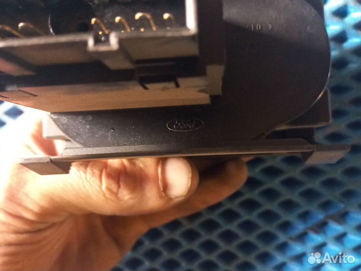 Блок управления светом ford focus 2 с птф