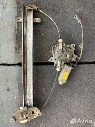 Стеклоподъемник nissan maxima a32