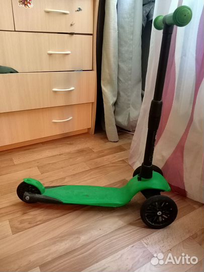 Самокат детский трехколесный