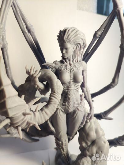 Фигурка по мотивам игры 