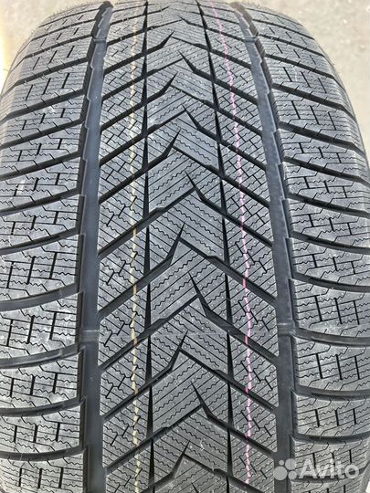 iLink SnowGripper II 275/40 R21 и 315/35 R21 132T