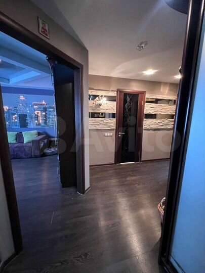 3-к. квартира, 58 м², 2/5 эт.