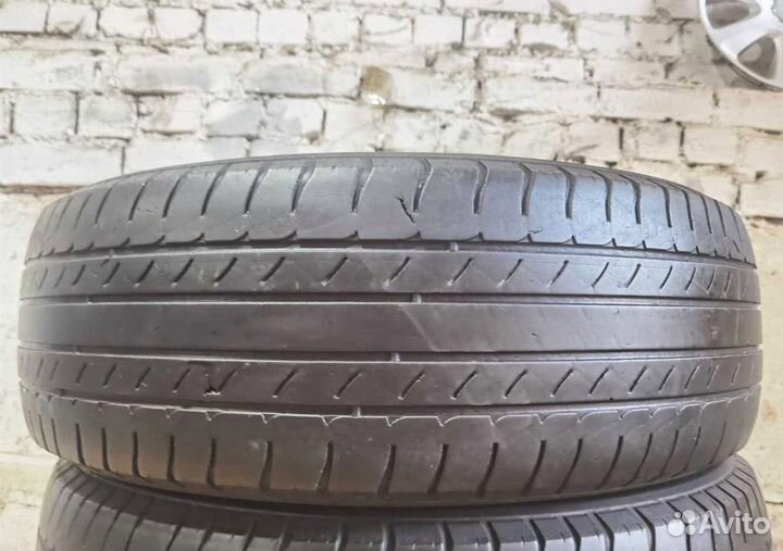 Michelin Latitude Tour HP 225/65 R17 102H