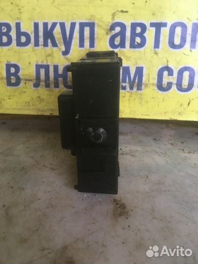 Блок комфорта Nissan Tiida