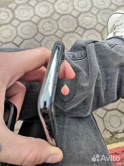 iPhone 11 Pro, 64 ГБ