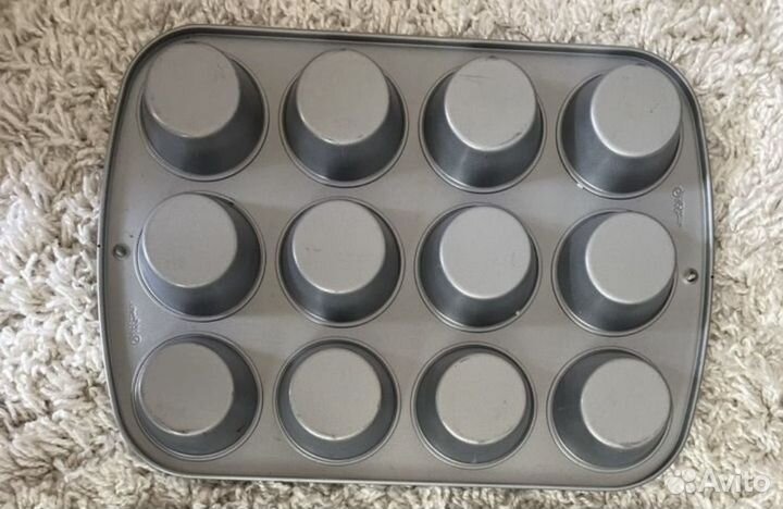 Форма для кексов Wilton