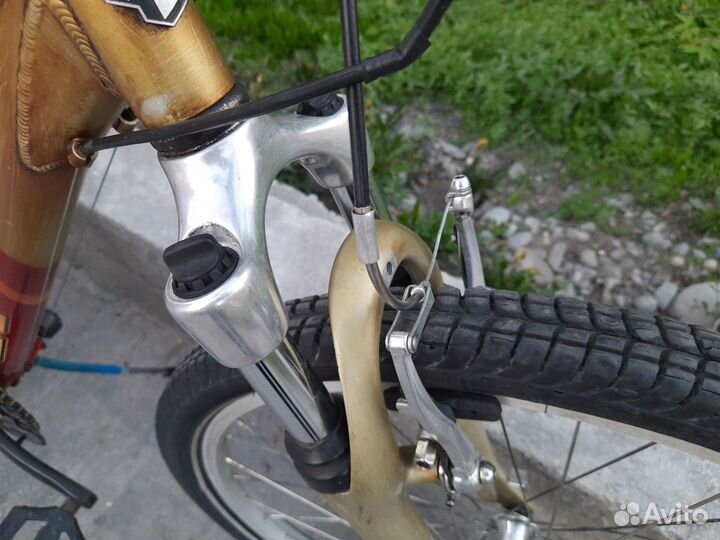 Велосипед фирма Gt