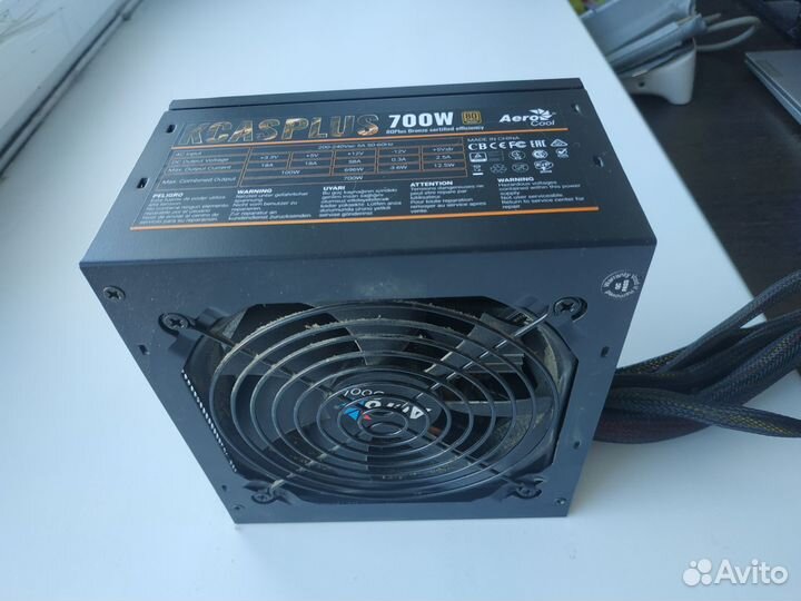 Блок питания Aerocool kcas 700W 80+ Bronze