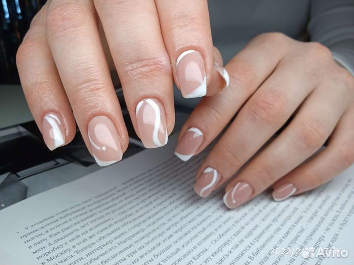 Наращивание ногтей и покрытие гель лаком