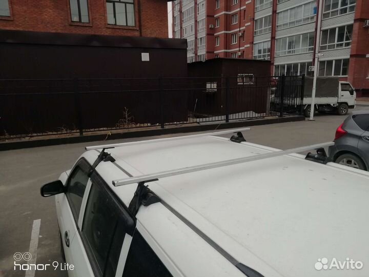 Стойка крепления багажника