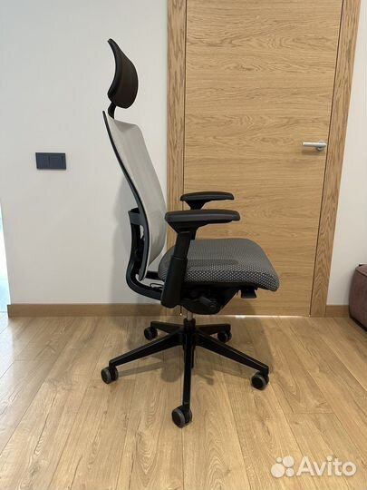 Компьютерное кресло Haworth