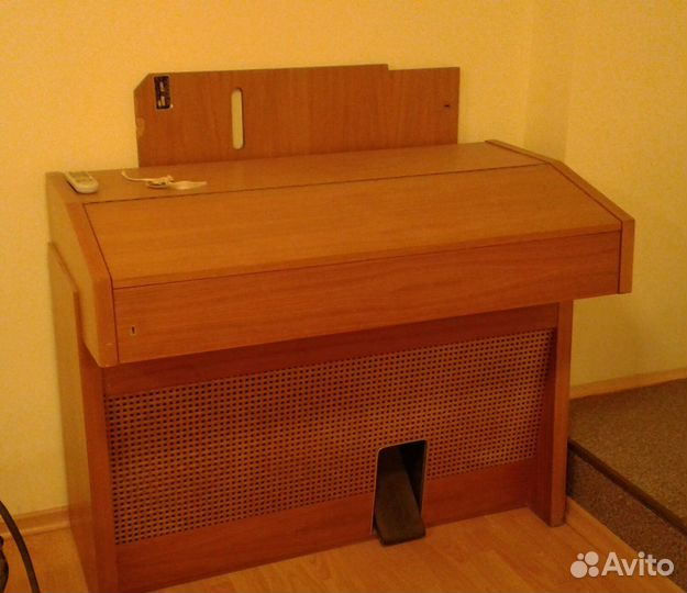 Винтажный немецкий электроорган ahlborn