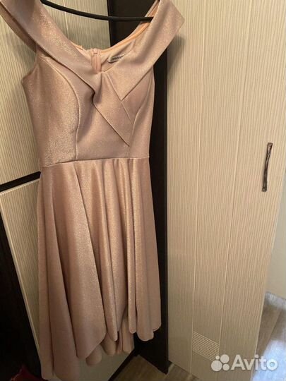 Платье вечернее нарядное