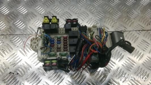 Блок предохранителей mitsubishi pajero 4 (4DN07M10