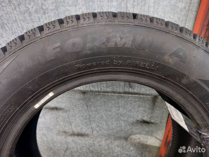 Pirelli Formula Ice 205/60 R16