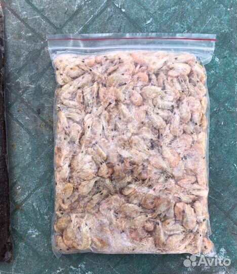 Корма для аквариумных и прудовых рыб