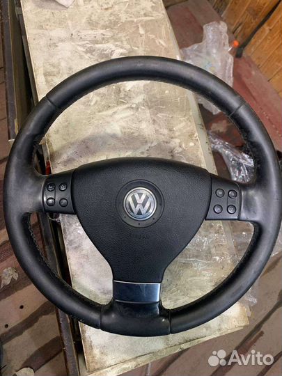 Кожаный Руль jetta 5 / golf 5