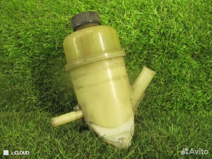 Бачок гидроусилителя на mazda capella GF8P FP-DE