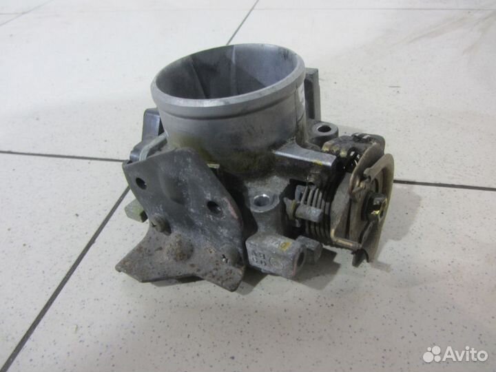 Дроссельная заслонка