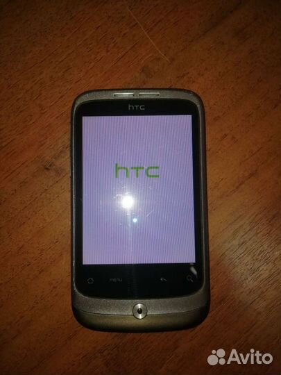 Телефон HTC