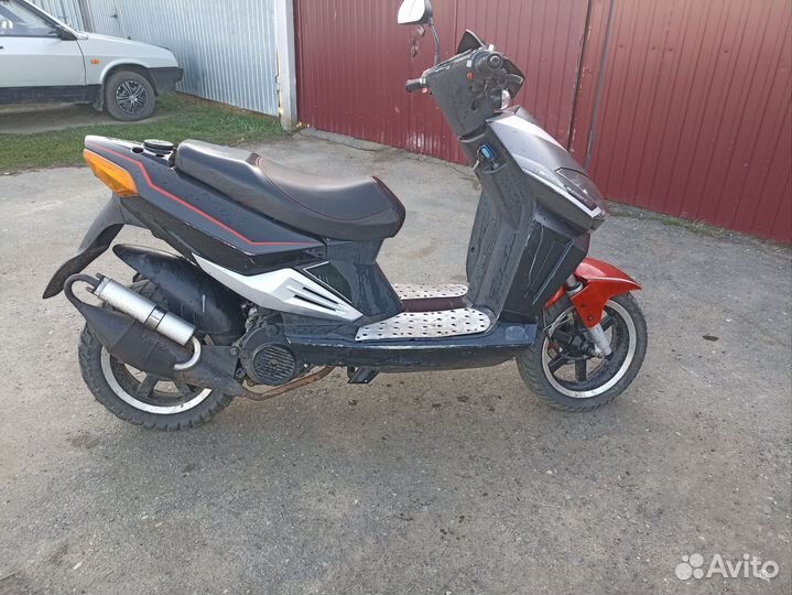 Скутер Stels vortex