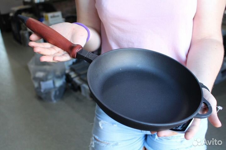 Чугунная Посуда.Сковорода 26 см