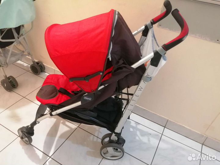 Прогулочная коляска