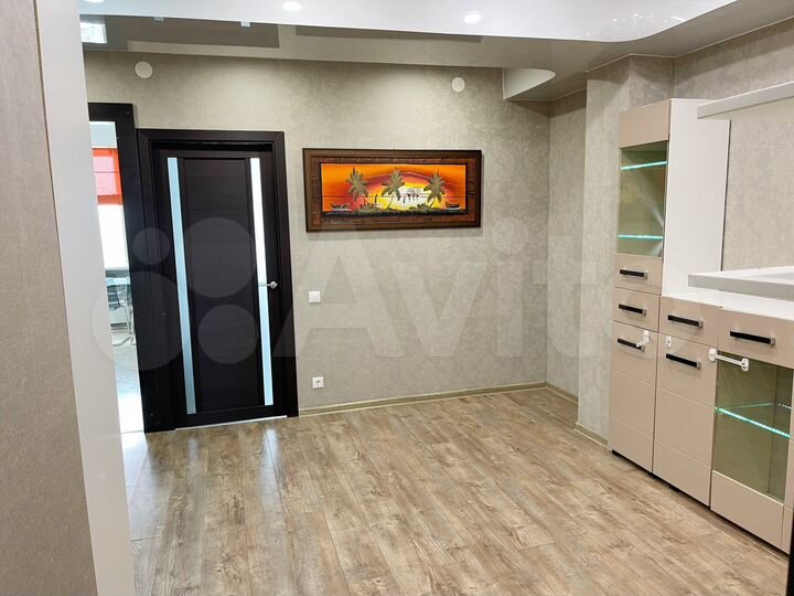 2-к. квартира, 65 м², 15/19 эт.