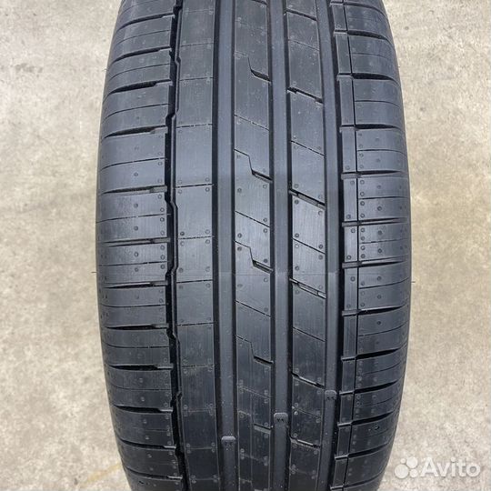 Hankook Ventus S1 Evo3 SUV K127A 235/45 R20 Y